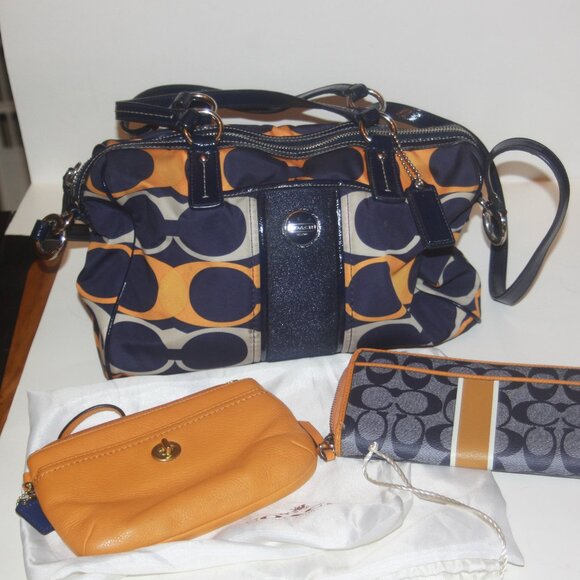 COACH F25184 Linear Stripe Satchel Purse SUPER RARE with Wallet and wristlet - Picture 1 of 10